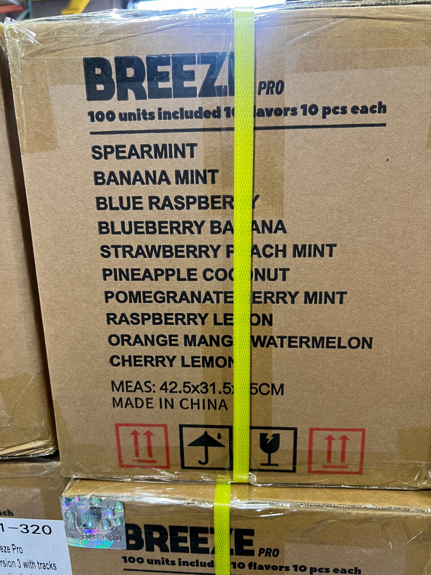 Breeze pro display #2 *LIMITED TIME OFFER** 100 pc total Spearmint, Banana mint, Blue Raspberry, Blueberry banana, Strawberry peach mint, pineapple coconut, pomegranate berry mint, raspberry lemon, orange mango watermelon, cherry lemon